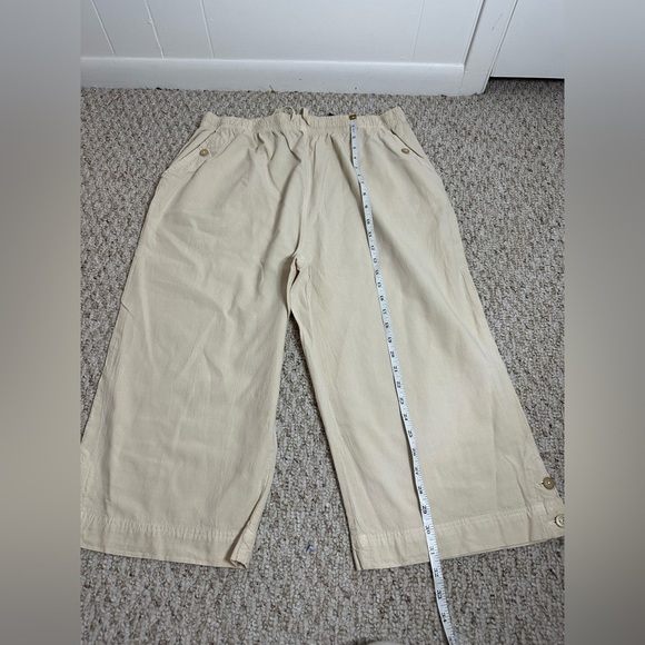 Gloria Vanderbilt Cream Lightweight Chinos Relaxed Fit size XL - Picture 3 of 6